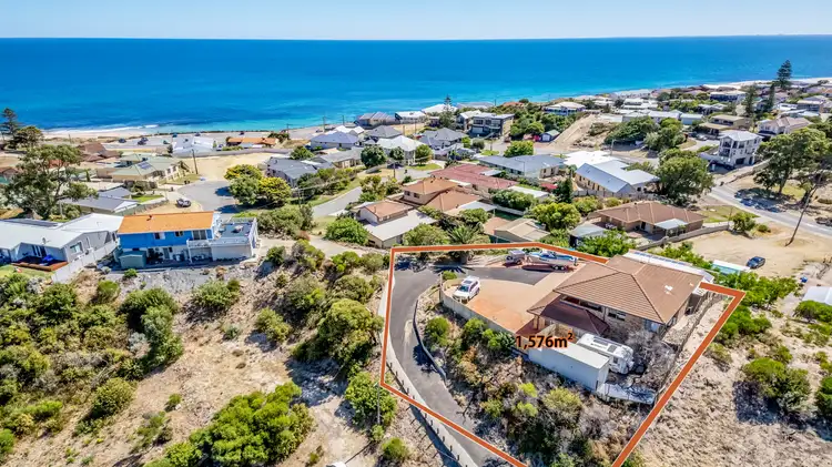 21 Allan Place, Halls Head WA 6210