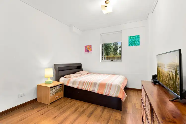 Fifth view of Homely apartment listing, B8/31-37 Pacific Parade, Dee Why NSW 2099
