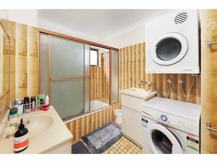 Sixth view of Homely unit listing, 1 & 5/120 Cavendish Road, Coorparoo QLD 4151