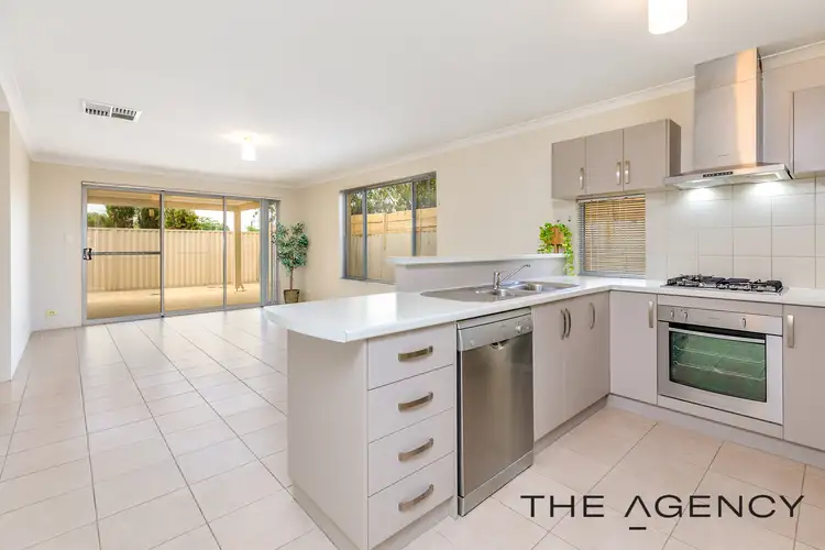 17A Banksia Circle, Thornlie WA 6108