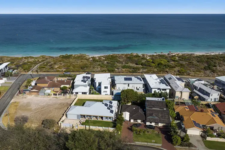 Fourth view of Homely house listing, 5 Merrifield Place, Mullaloo WA 6027