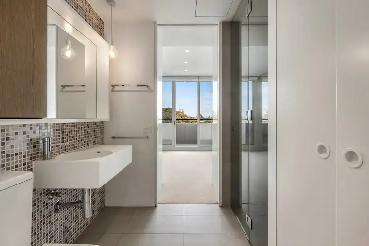 Fifth view of Homely apartment listing, 303/74 Queens Road, Melbourne VIC 3004