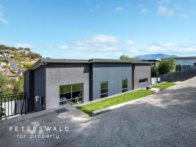 5 Tennent Court, Howrah TAS 7018
