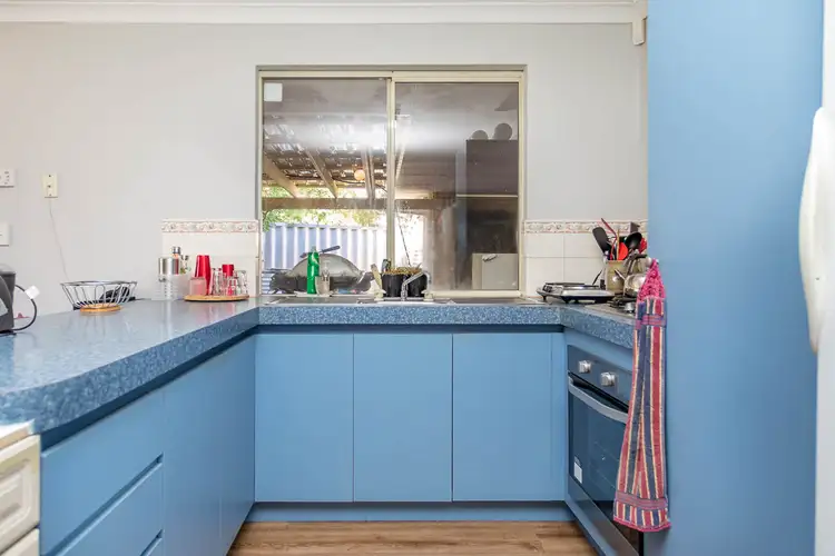 27 Jobson Loop, Brookdale WA 6112