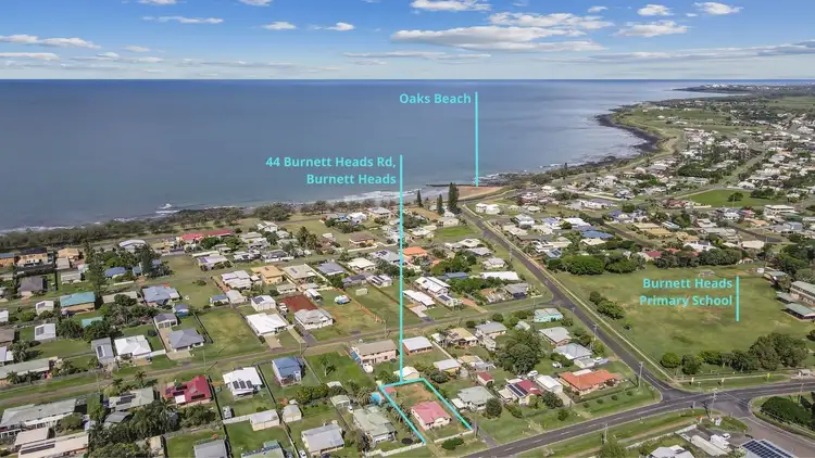 44 Burnett Heads Road, Burnett Heads QLD 4670