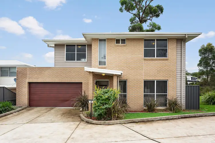 31 Devocean Place, Cameron Park NSW 2285