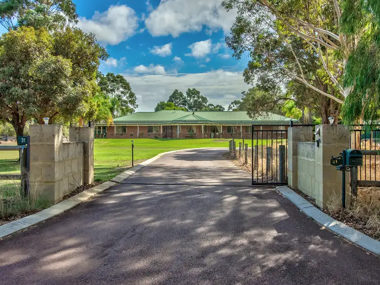 31 Nella Place