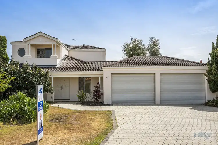 25 Quincy Loop, Iluka WA 6028
