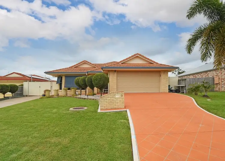 3 Adam Court, Urangan QLD 4655