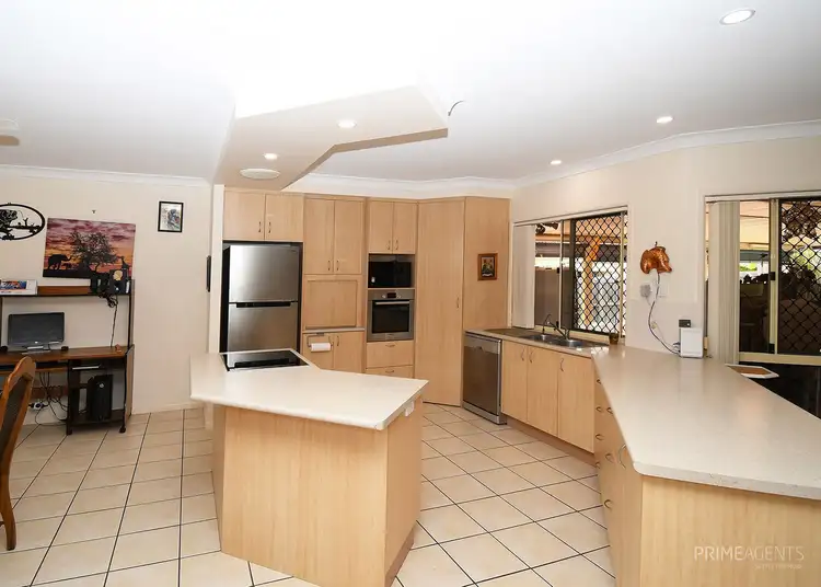 Fifth view of Homely house listing, 3 Adam Court, Urangan QLD 4655