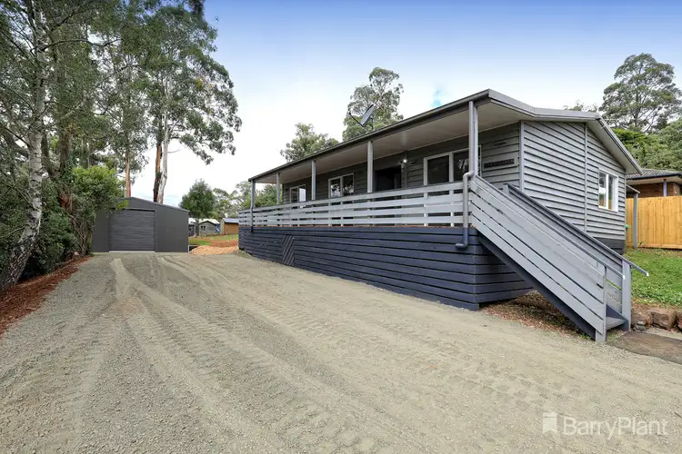 Second view of Homely house listing, 4 Beatty Parade, Cockatoo VIC 3781