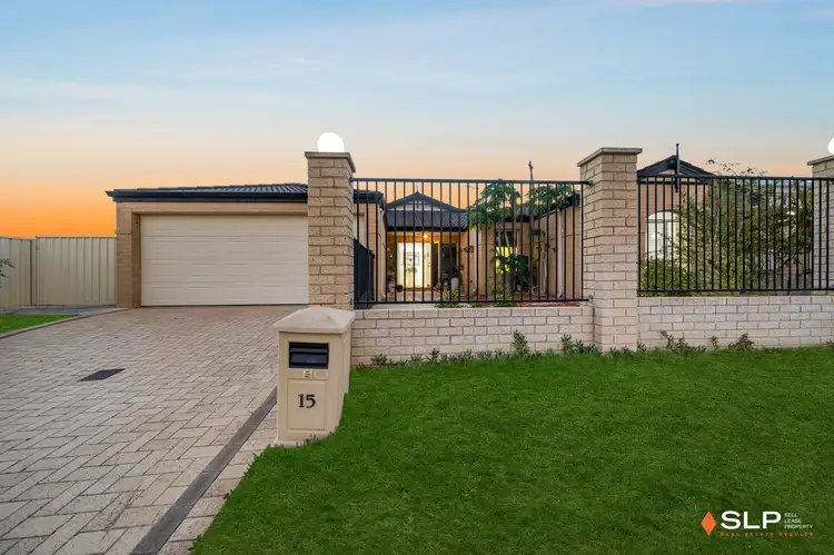 15 Westwood Meander, Carramar WA 6031