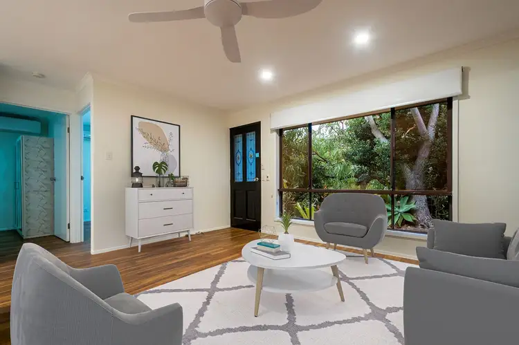 Second view of Homely house listing, 28 Orlando Court, Highland Park QLD 4211