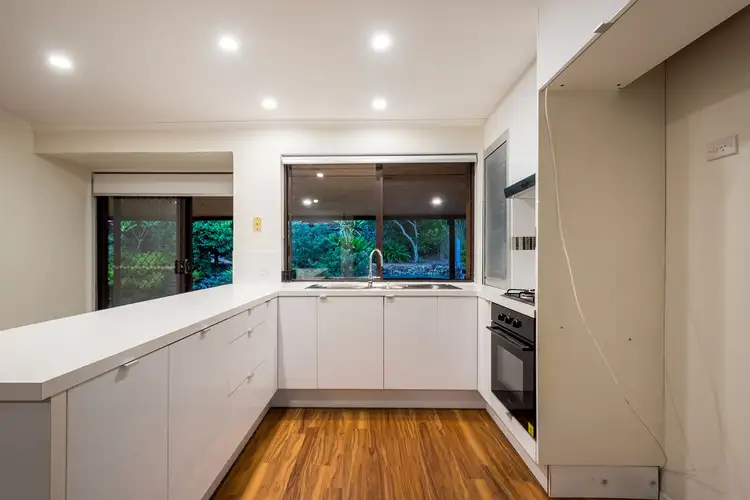 Sixth view of Homely house listing, 28 Orlando Court, Highland Park QLD 4211