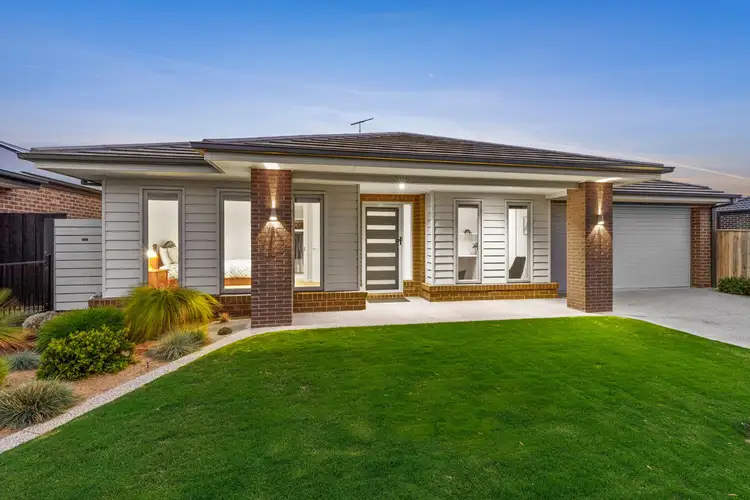 13 Torse Avenue, Armstrong Creek VIC 3217