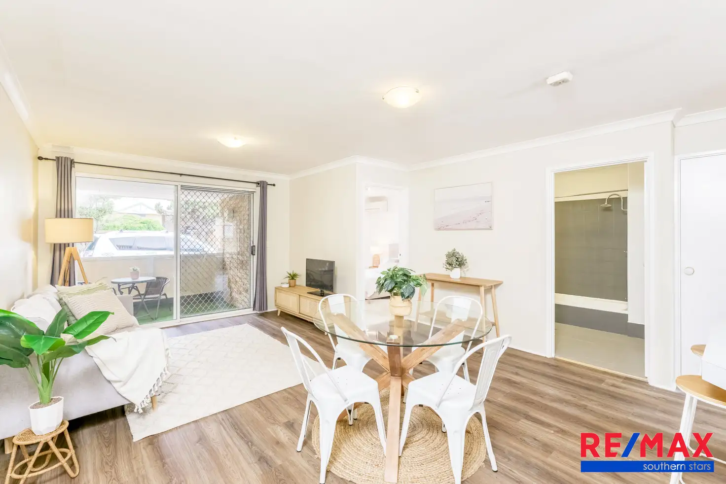 Main view of Homely apartment listing, 28/2 Pinewood Avenue, Kardinya WA 6163