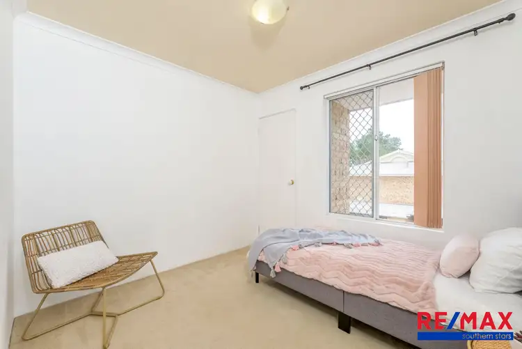 Sixth view of Homely apartment listing, 28/2 Pinewood Avenue, Kardinya WA 6163