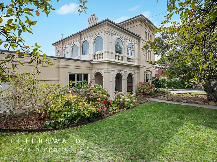 10 Boa Vista Road, New Town TAS 7008