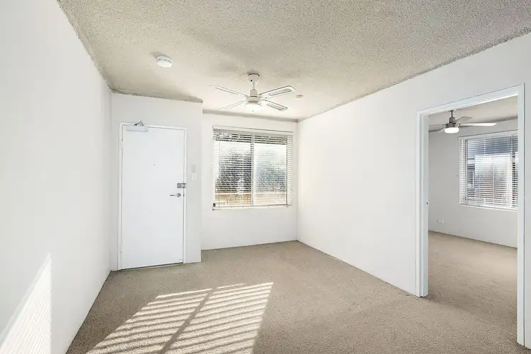 Second view of Homely apartment listing, 23/6 Francis Street, Dee Why NSW 2099