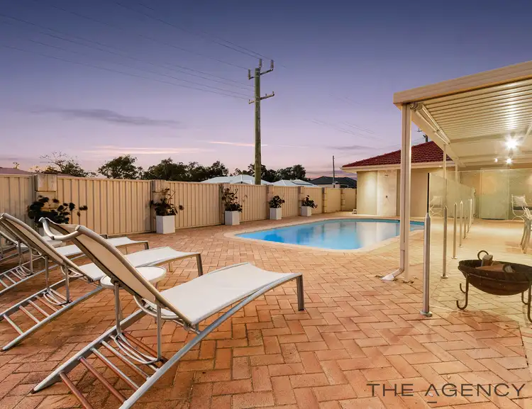 35 Curtis Street, Lesmurdie WA 6076