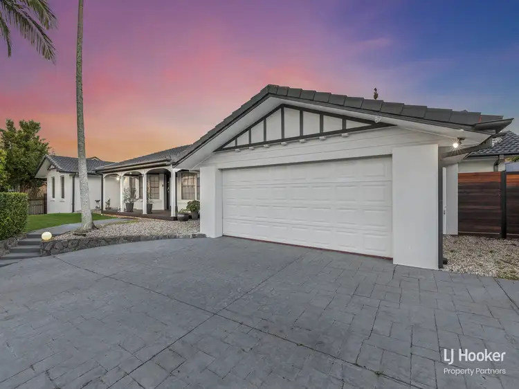 12 Lincoln Place, Stretton QLD 4116