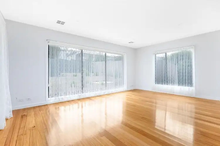 Second view of Homely unit listing, 3/10 Valdoone Court, Oak Park VIC 3046