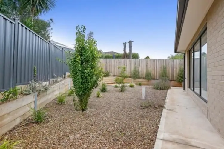 Sixth view of Homely unit listing, 3/10 Valdoone Court, Oak Park VIC 3046