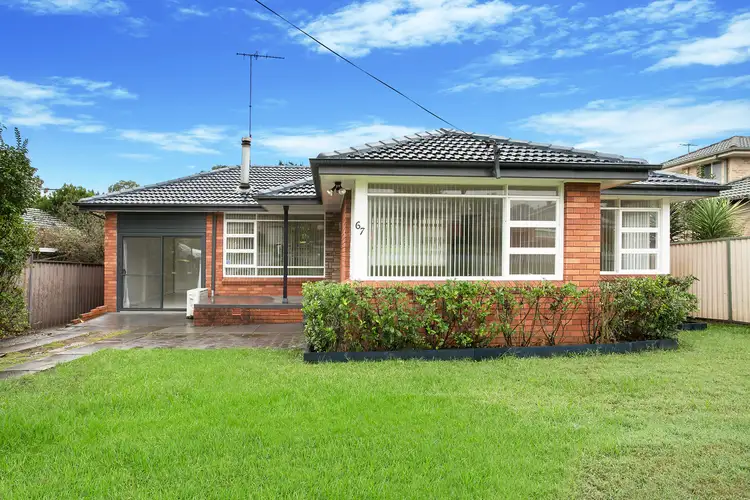 67 Macquarie Avenue, Campbelltown NSW 2560