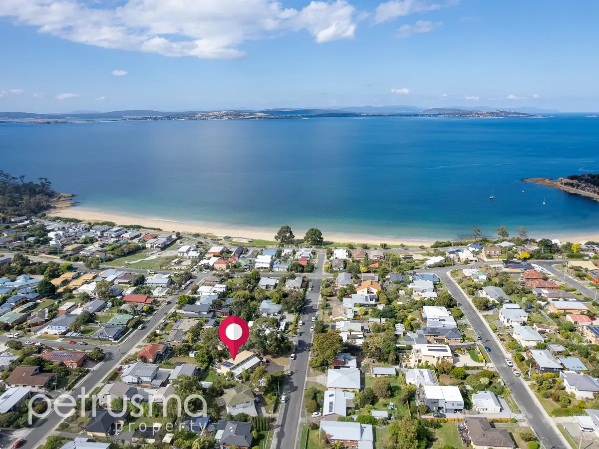 Main view of Homely unit listing, 2/15 Hazell Street, Blackmans Bay TAS 7052