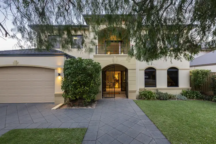 101 Robert Street, Como WA 6152