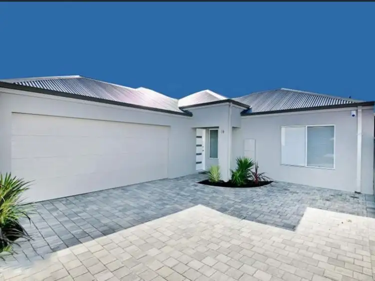 14C Phillips Grove, Innaloo WA 6018