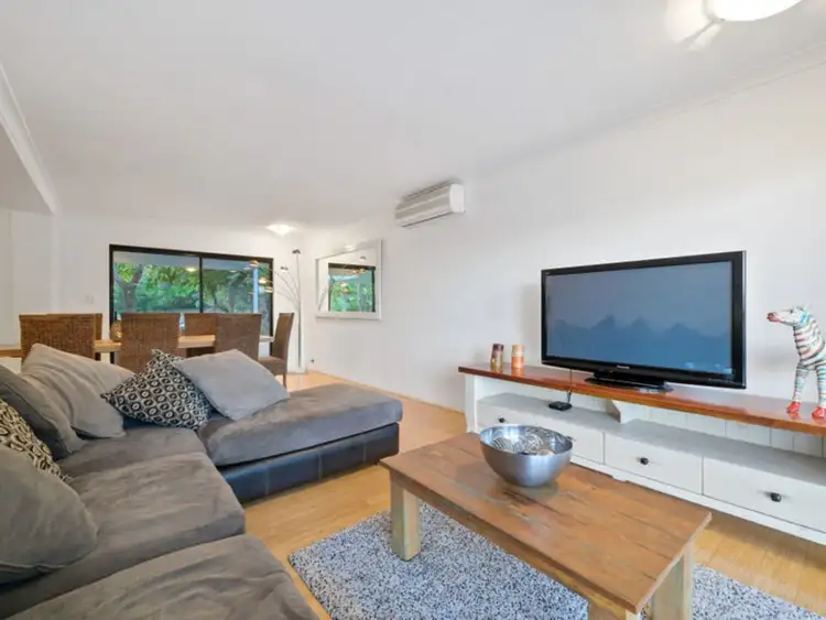 Sixth view of Homely house listing, 17 Maynard Way, Karrinyup WA 6018
