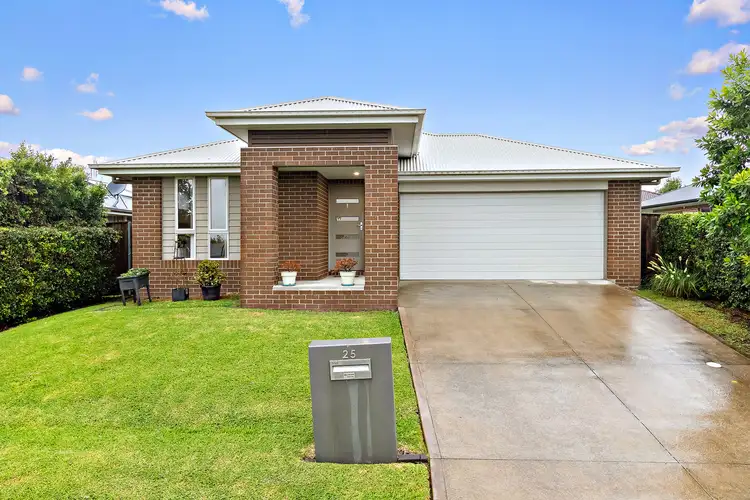 25 Yellena Road, Fletcher NSW 2287