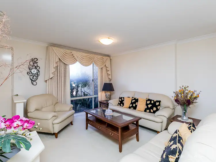 Fourth view of Homely house listing, 6 Whitmore Terrace, Heathridge WA 6027