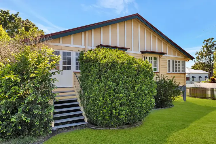 1 Elliott Street, Silkstone QLD 4304