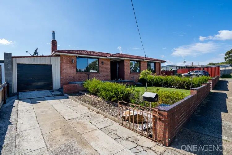 85 South Road, Penguin TAS 7316