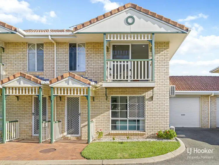 Main view of Homely townhouse listing, 2/7 Vinal Street, Robertson QLD 4109
