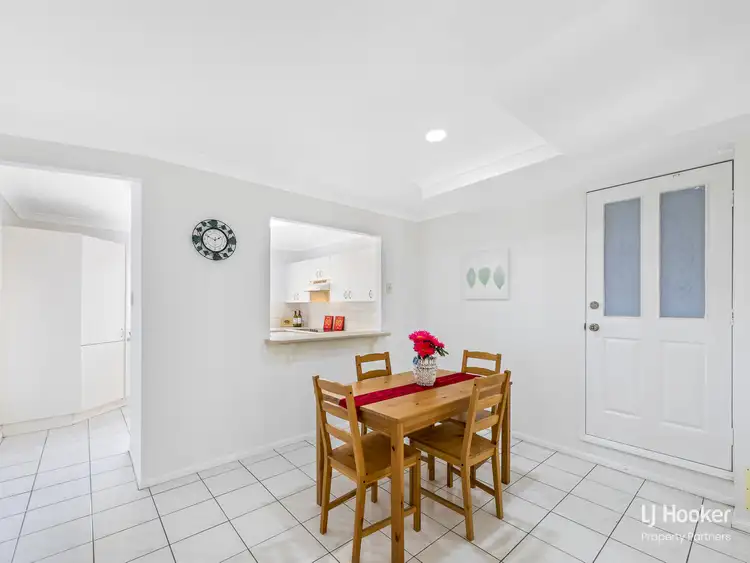 Sixth view of Homely townhouse listing, 2/7 Vinal Street, Robertson QLD 4109