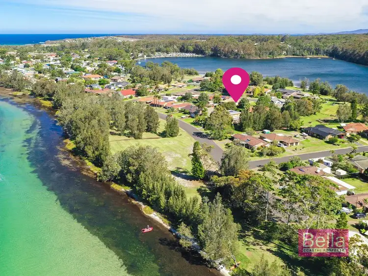 5 Honeysuckle Close, Burrill Lake NSW 2539