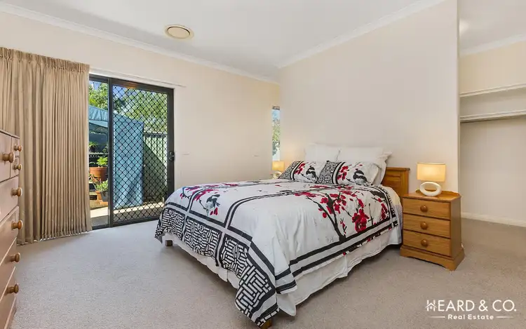Sixth view of Homely house listing, 10 Magpie Court, Strathfieldsaye VIC 3551