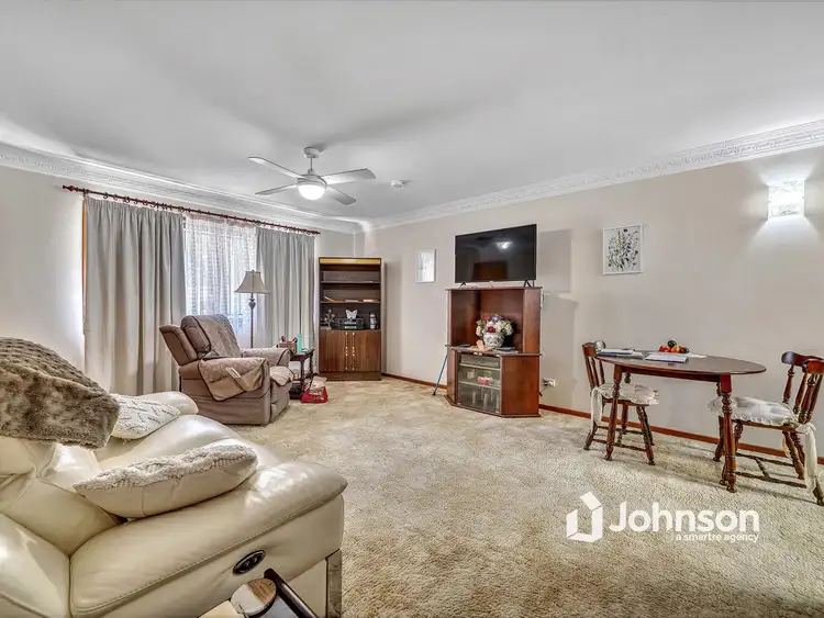 Fourth view of Homely villa listing, 2/7 Hampton Court, Birkdale QLD 4159