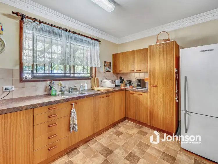 Fifth view of Homely villa listing, 2/7 Hampton Court, Birkdale QLD 4159