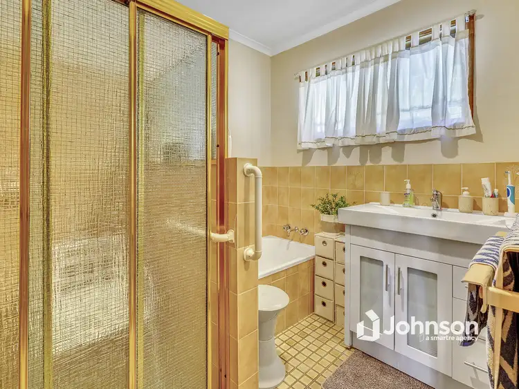 Sixth view of Homely villa listing, 2/7 Hampton Court, Birkdale QLD 4159
