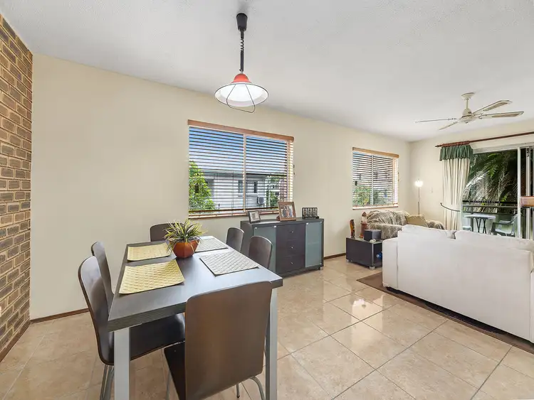 Fourth view of Homely unit listing, 3/2 Moreton Parade, Kings Beach QLD 4551