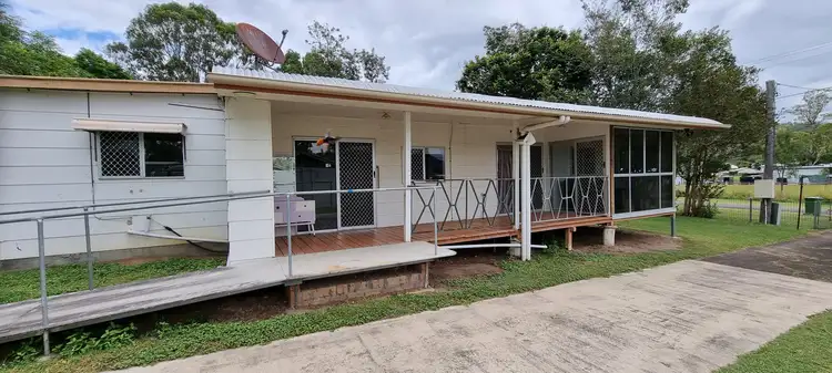 40-42 Railway Terrace, Moore QLD 4314