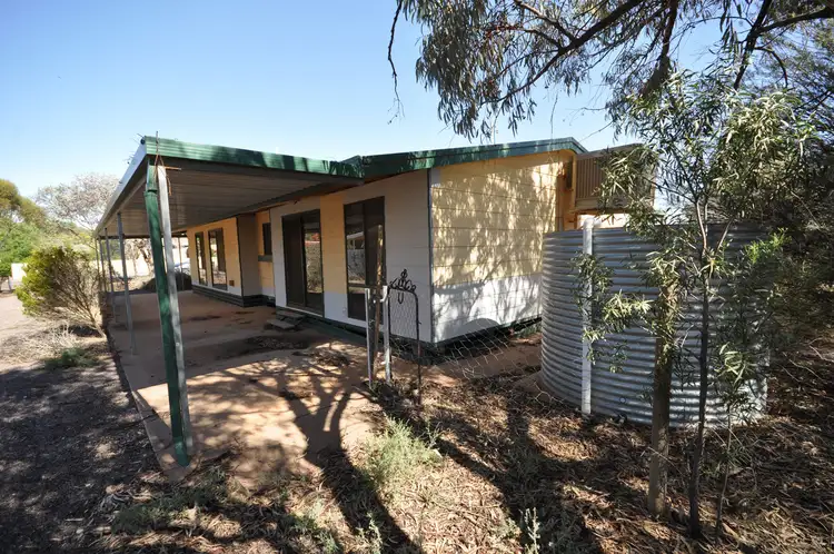 76 Cradock Road, Hawker SA 5434