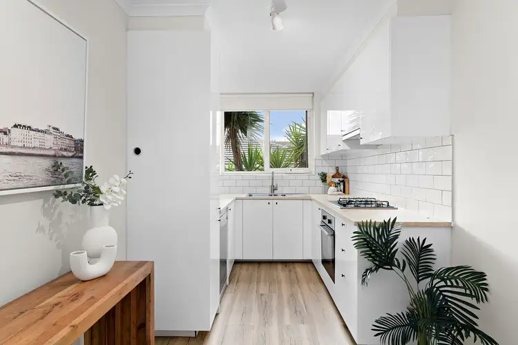 Second view of Homely unit listing, 2/298 Nepean Highway, Seaford VIC 3198