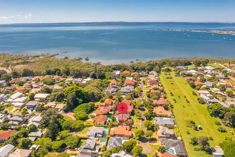 Second view of Homely house listing, 4 John Samuel Place, Ormiston QLD 4160