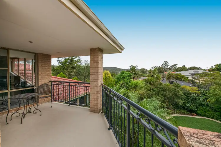 6 Higgins Place, Mount Nasura WA 6112