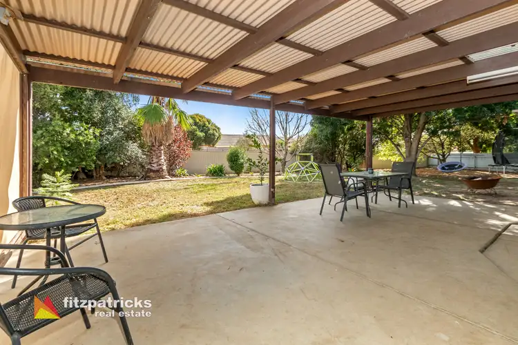 Fifth view of Homely house listing, 28 Langi Crescent, Glenfield Park NSW 2650